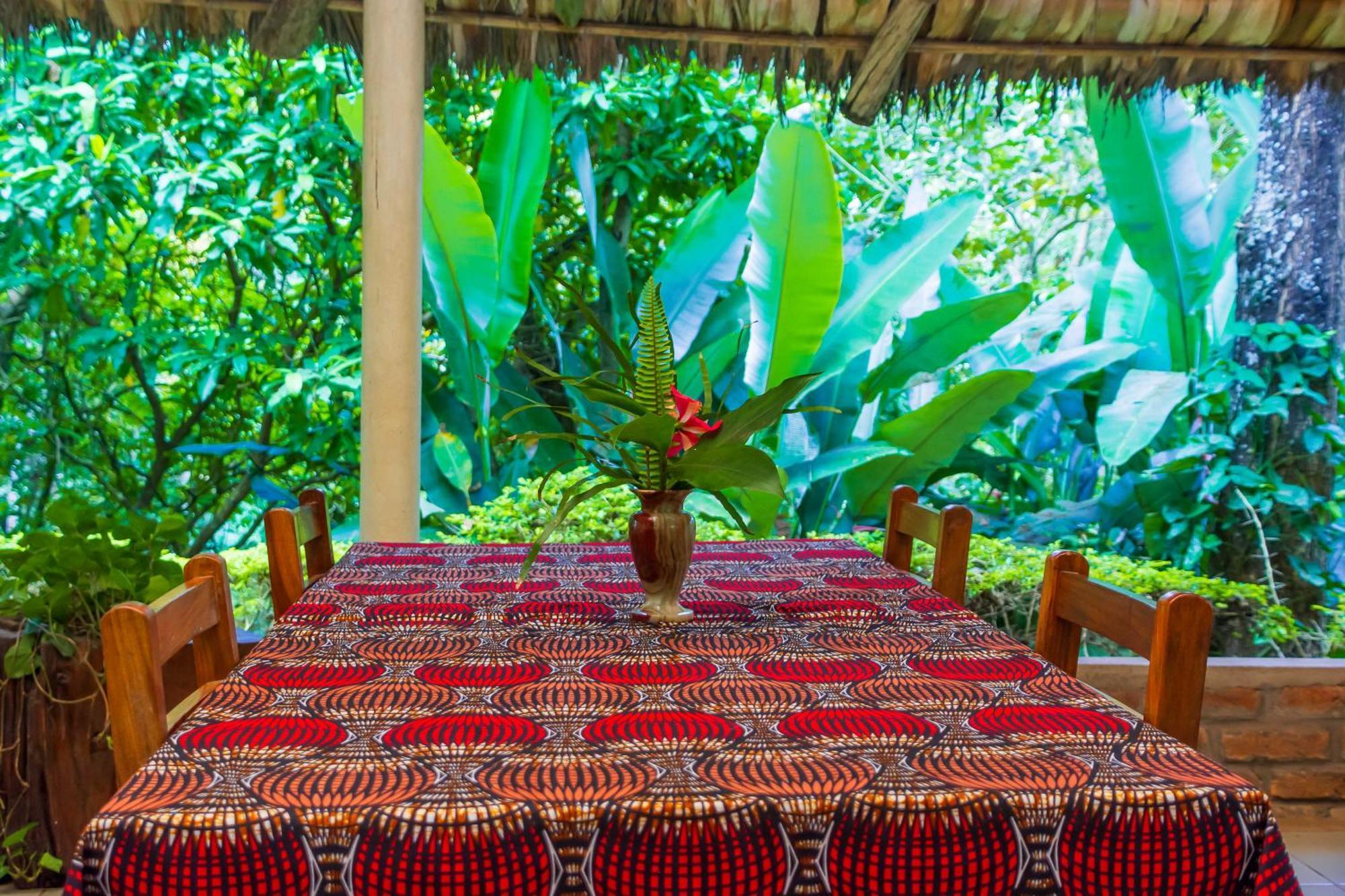Meru Mbega Lodge Usa River Exterior photo