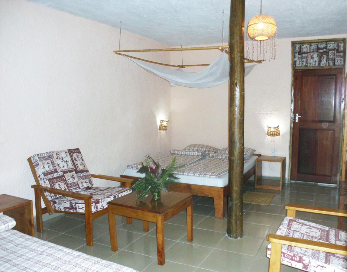 Meru Mbega Lodge Usa River Exterior photo